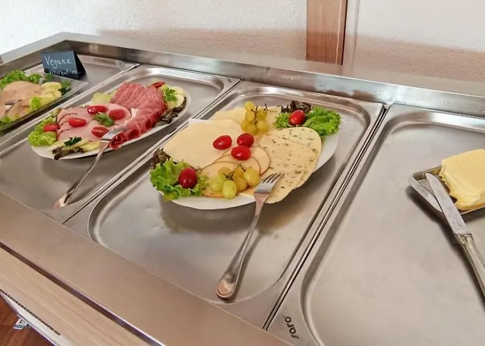 Berghotel Heiligenberg Pensionat 3*